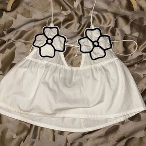 PrettyLittleThing White Floral Detail Top